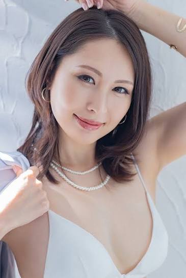 佐田茉莉子