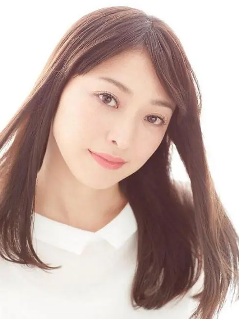 長澤つぐみ